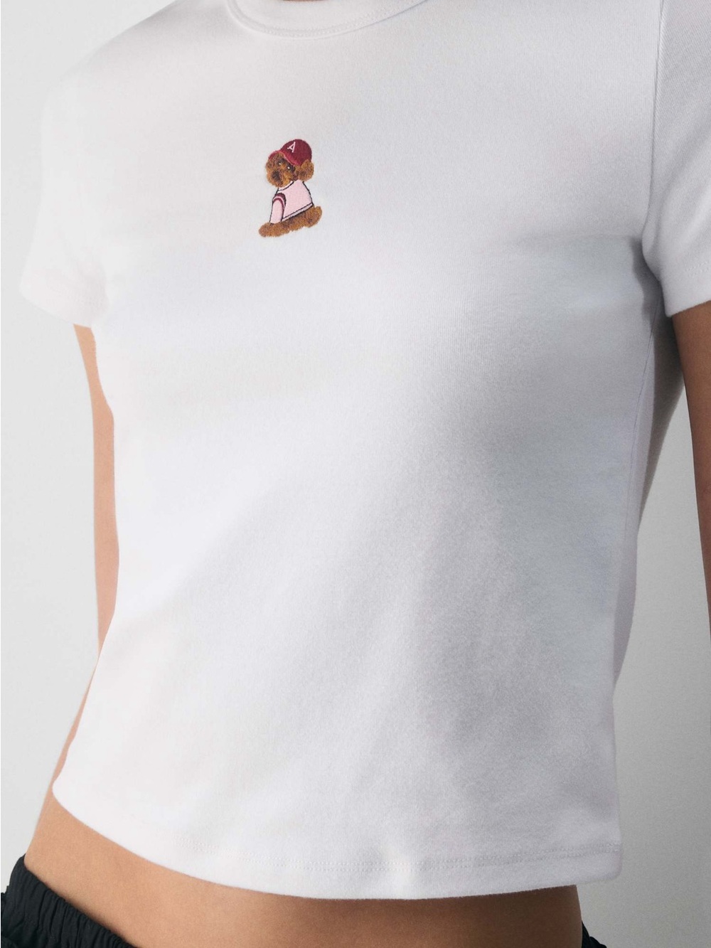 Aritzia White Short Sleeve Tee with Embroidered Bear